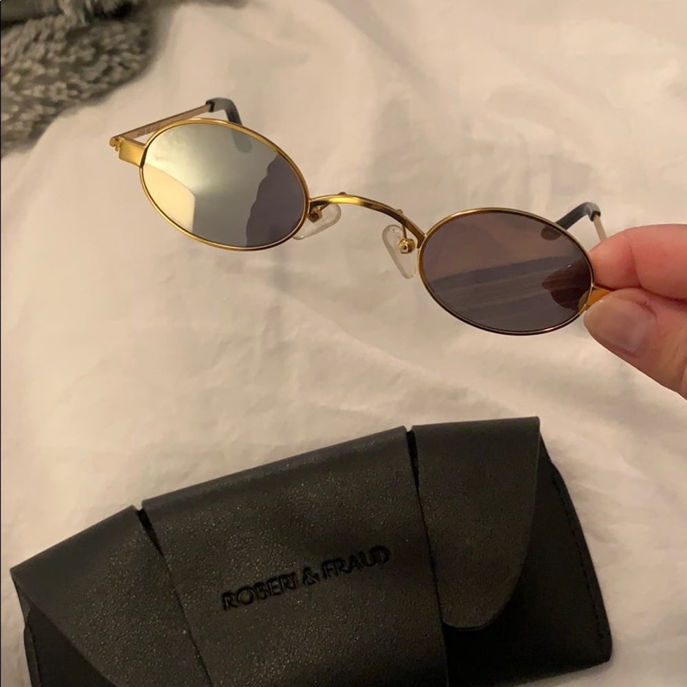 Roberi & Fraud Doris sunglasses